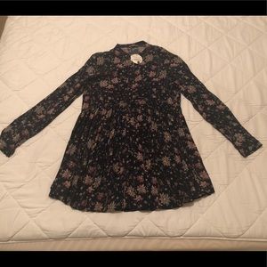 Women’s Long Sleeve Floral Dress Size Small